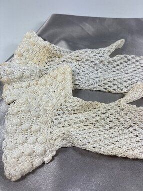 Vintage White Crochet Lace Gloves